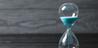 Le “chronoworking” : faut-il en finir avec le 9h-18h pour sauver notre santé mentale ?