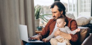 Parentalité : ce marathon invisible qui influence les carrières