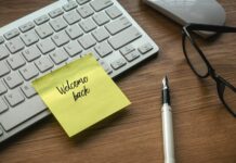 Retour de vacances : quel est le meilleur jour pour reprendre le travail ? Le meilleur jour pour reprendre le travail après les vacances.