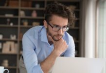 Toujours à la hauteur, toujours plus sollicité : comment sortir du piège du salarié fiable ?